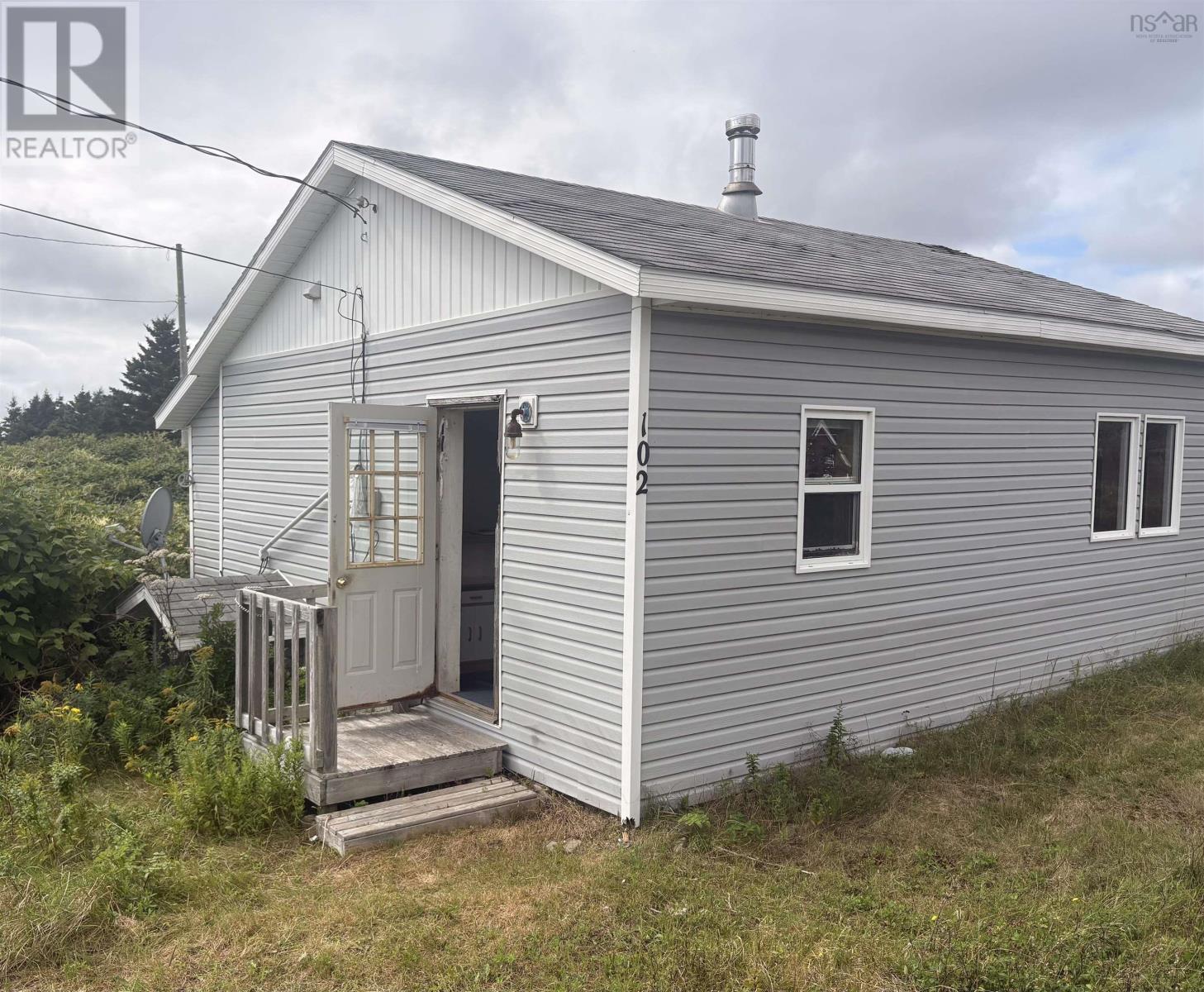 102 South Side Petit De Grat Road, Alderney Point, Nova Scotia B0E 2L0 - Photo 2 - 202621881