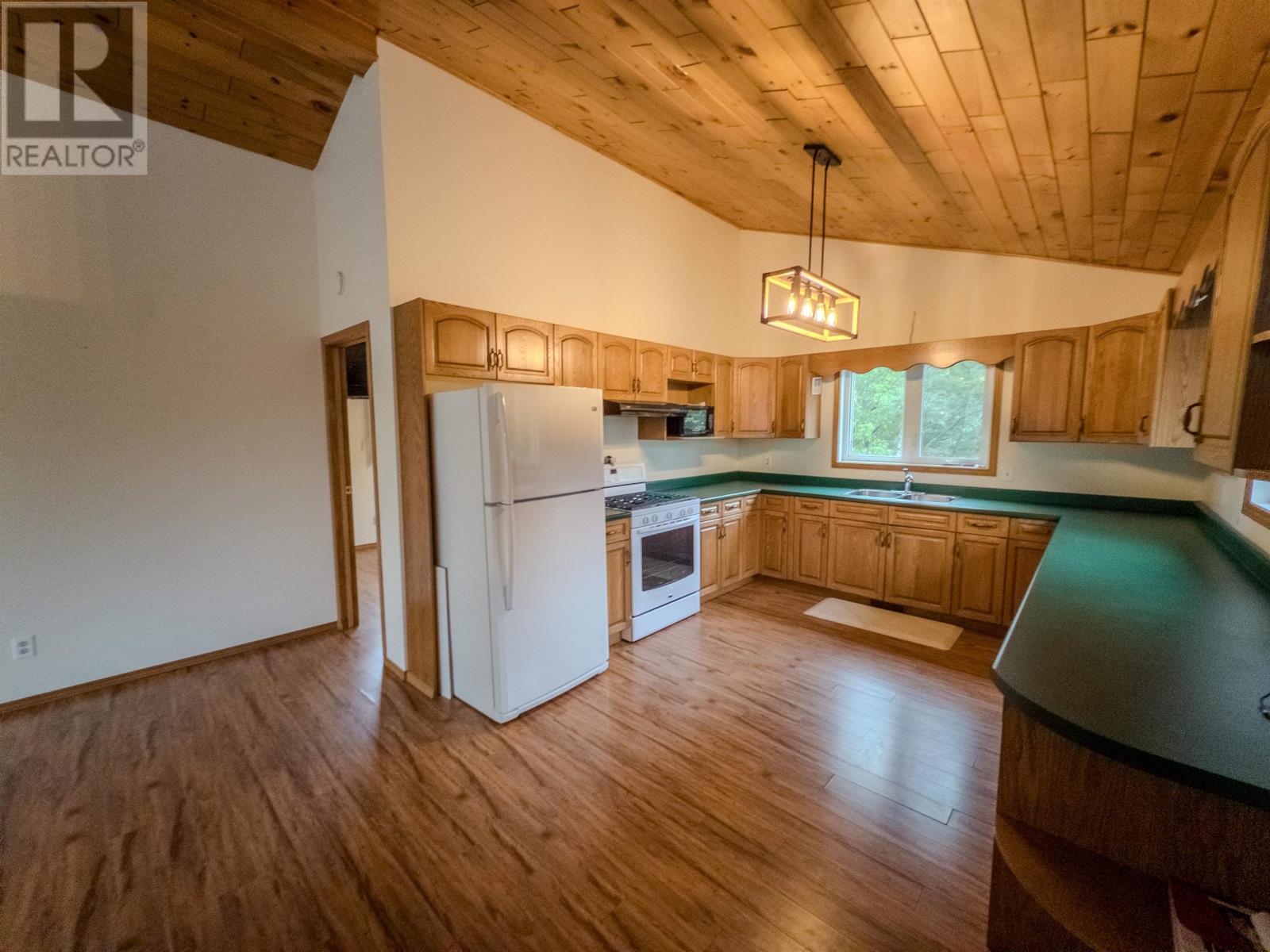1829 Highway 17 West, Kenora, Ontario  P0X 1C0 - Photo 24 - TB2602491