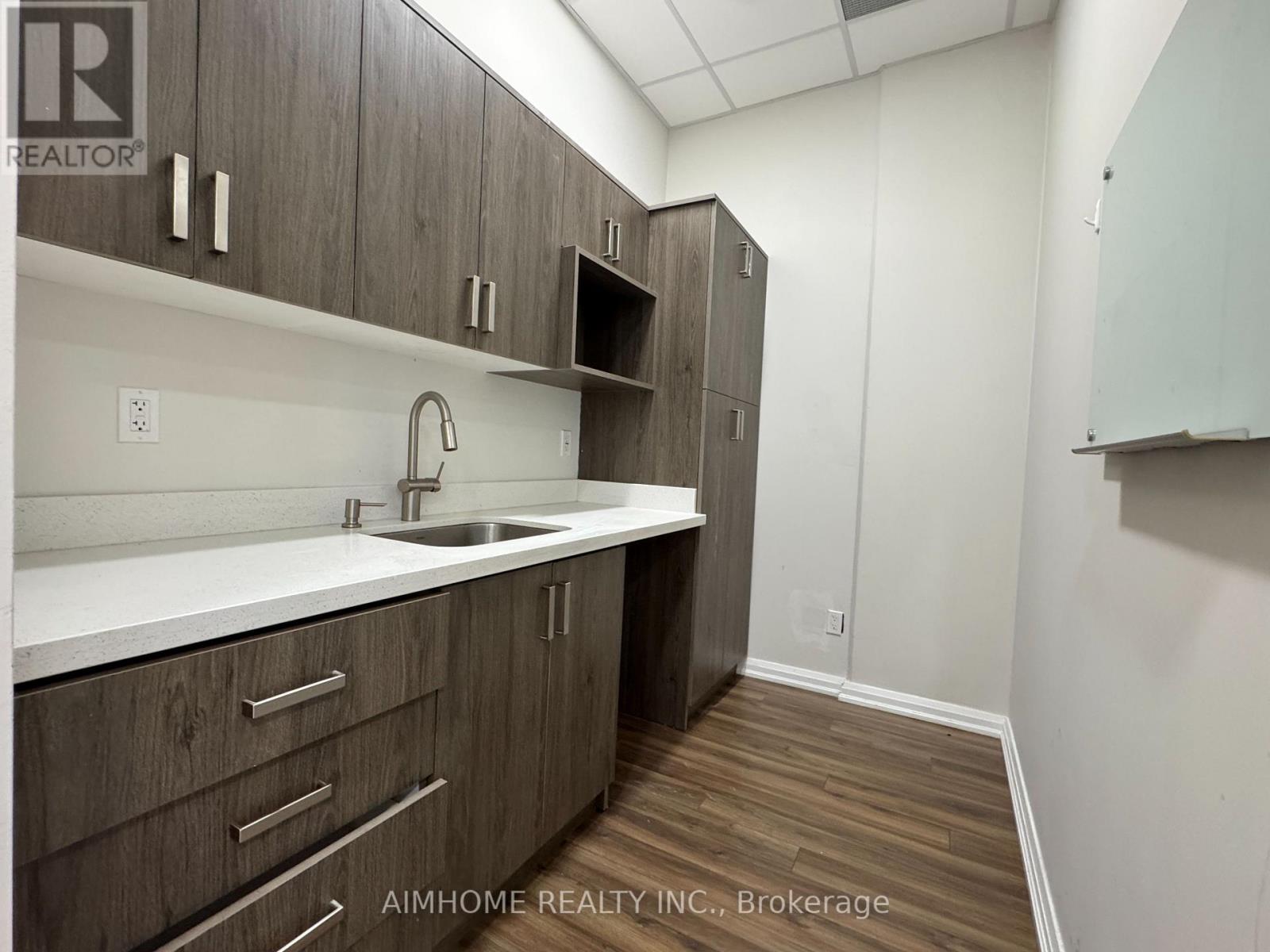 705/704 - 4789 Yonge Street, Toronto, Ontario  M2N 5M5 - Photo 8 - C13423010