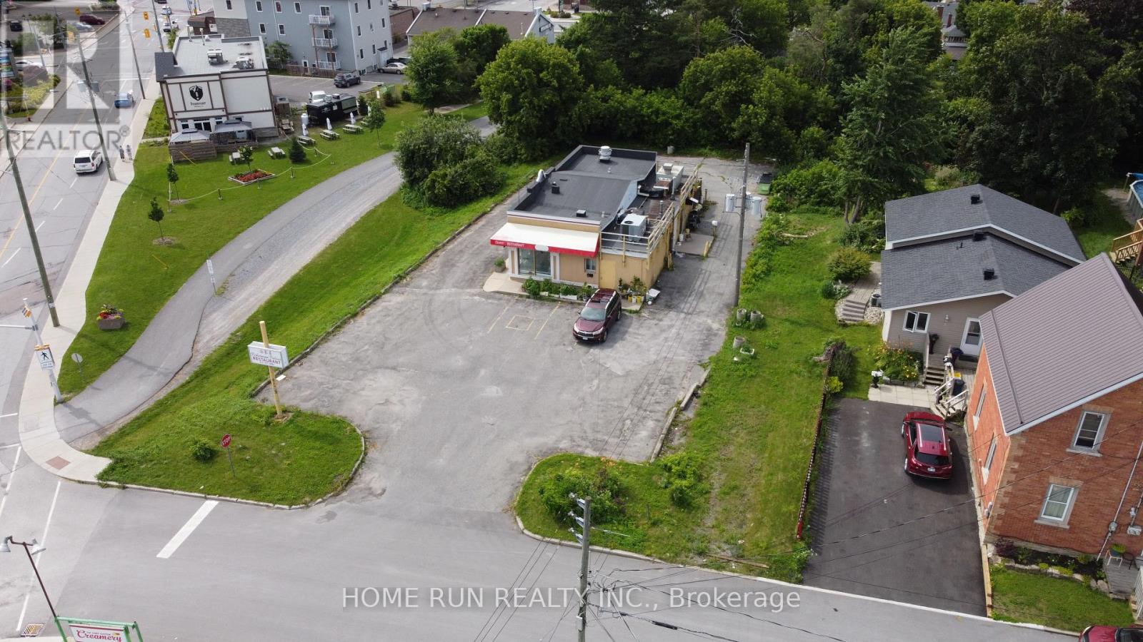 45 Munro Street, Carleton Place, Ontario  K7C 1H6 - Photo 2 - X13725762