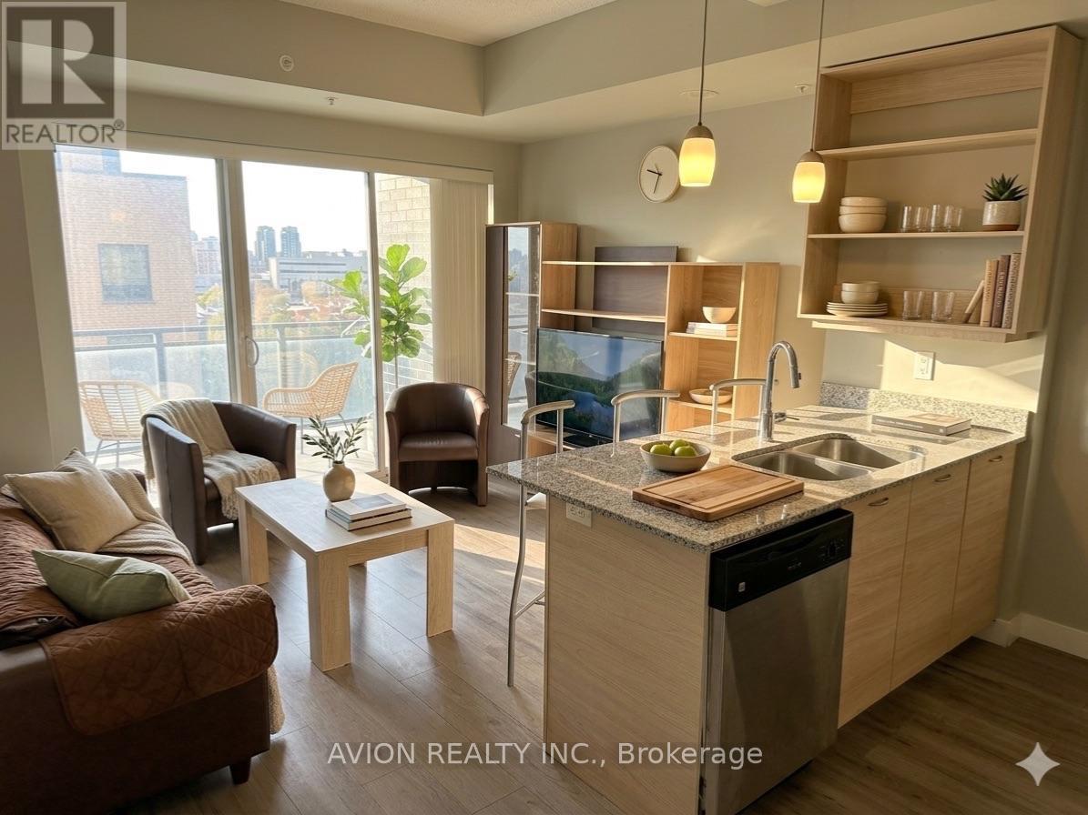 606 - 318 SPRUCE STREET, Waterloo, Ontario