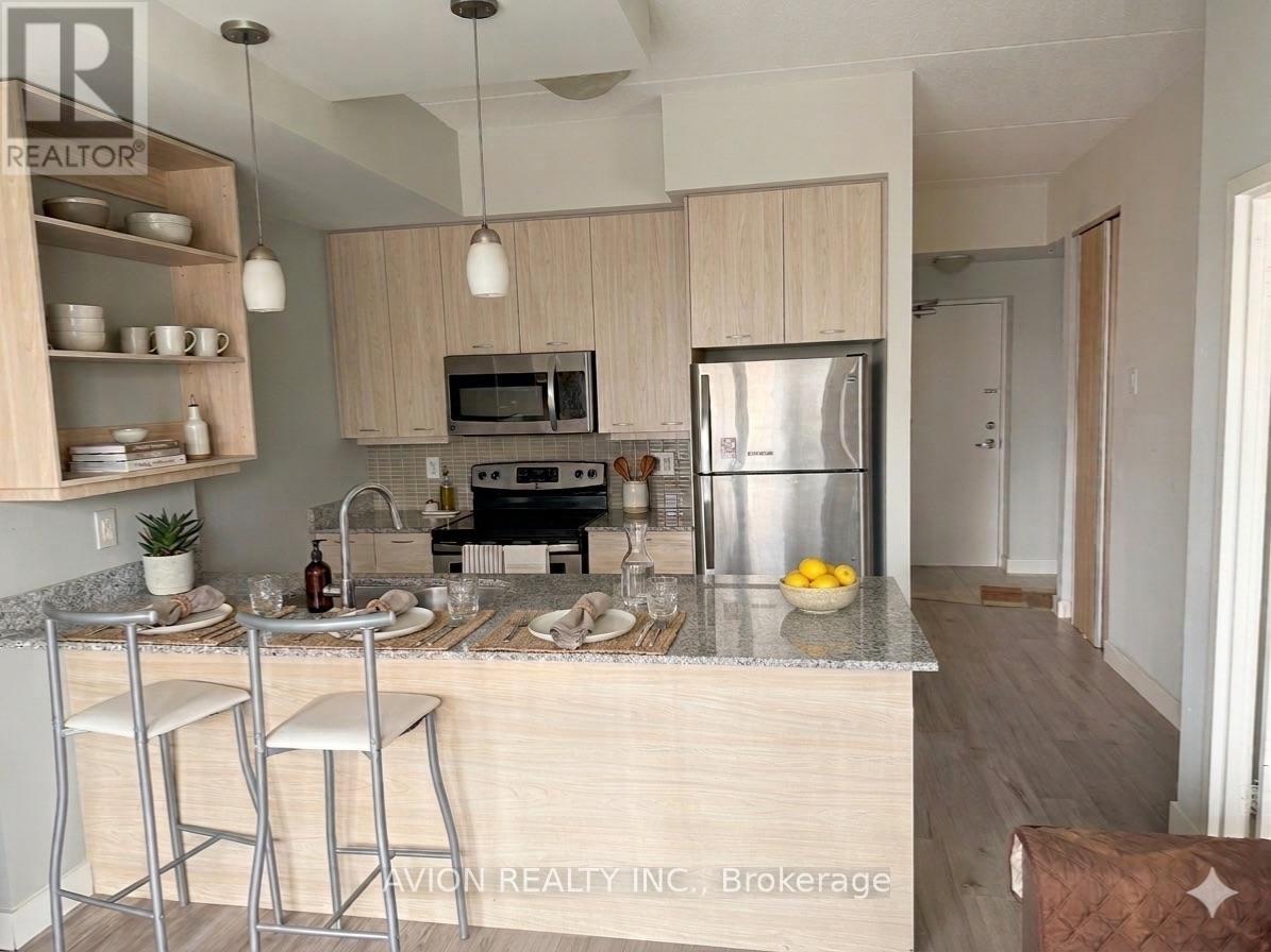 606 - 318 Spruce Street, Waterloo, Ontario N2L 0E9 - Photo 2 - X13725752