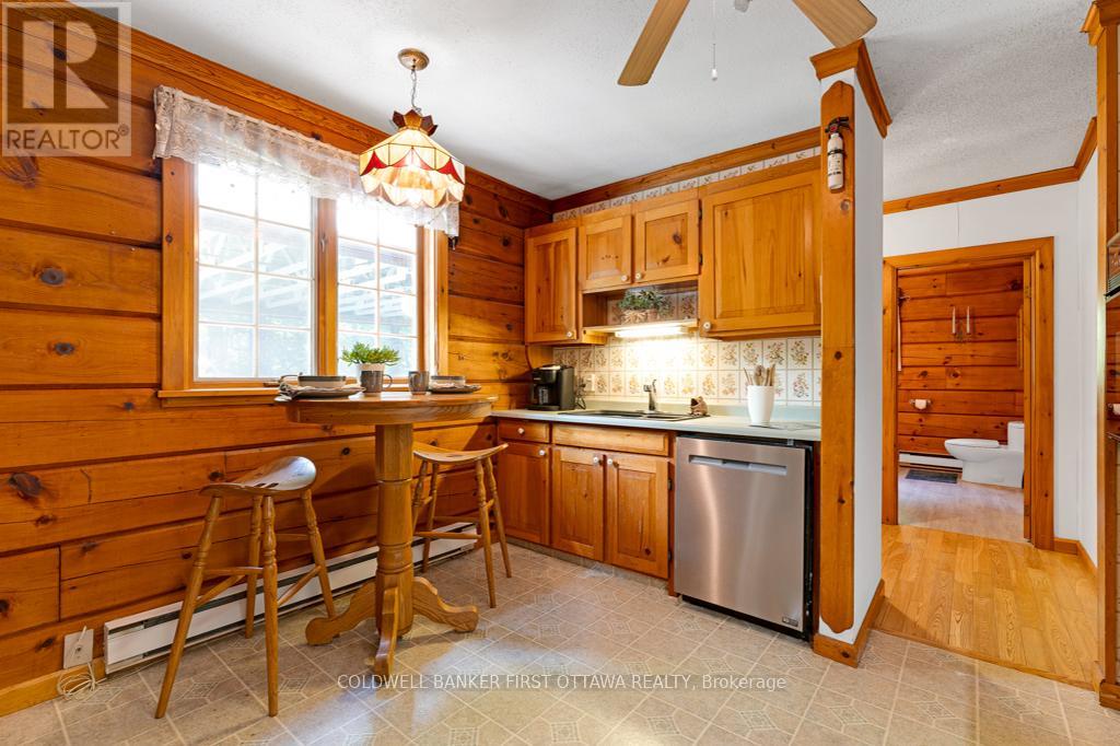 1102 Ebbs Bay Road, Drummond/north Elmsley, Ontario  K7C 0C5 - Photo 14 - X13066972