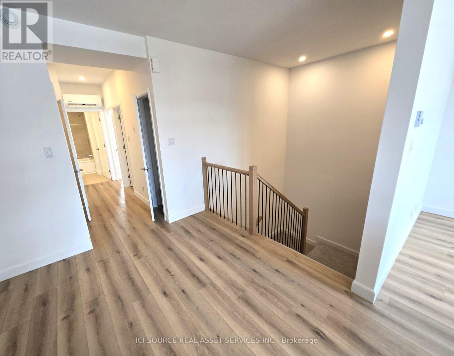 Main Floor - 873 Contour Street, Ottawa, Ontario  K1W 0G6 - Photo 8 - X13694650