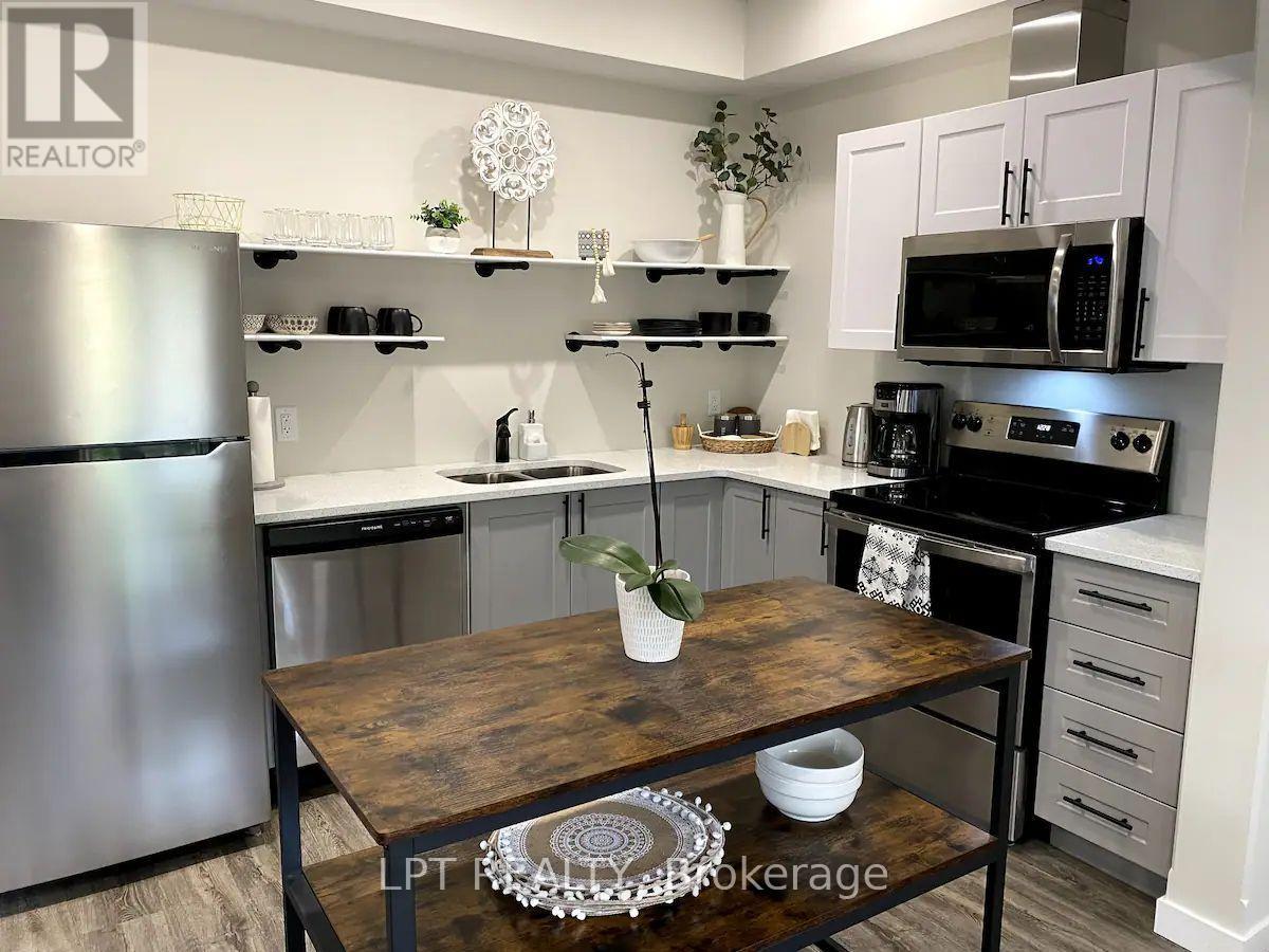 109 King Street E, Chatham-Kent, Ontario  N7M 3N1 - Photo 2 - X13715372