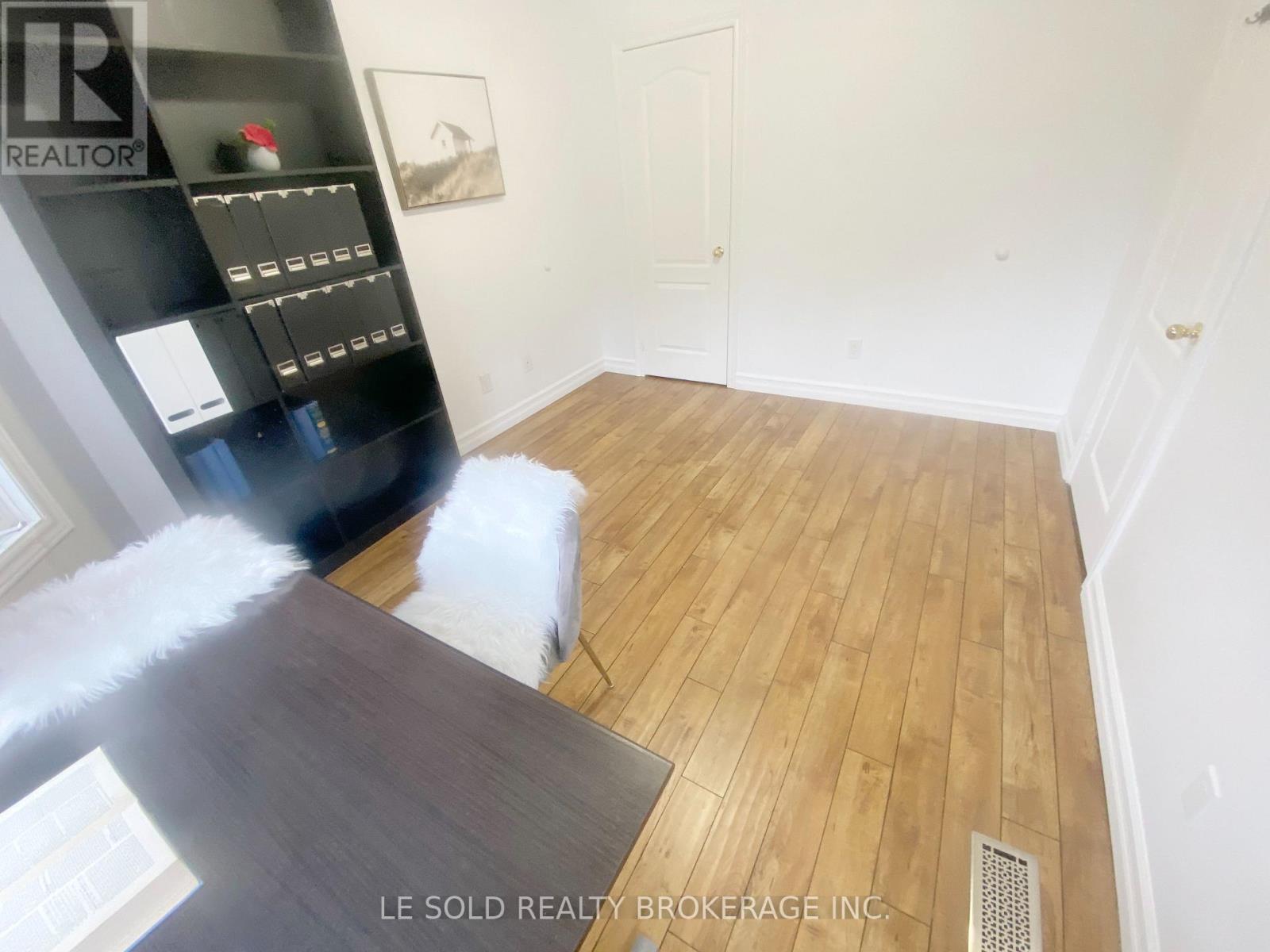 76 Larratt Lane, Richmond Hill, Ontario L4C 0E2 - Photo 26 - N13725812