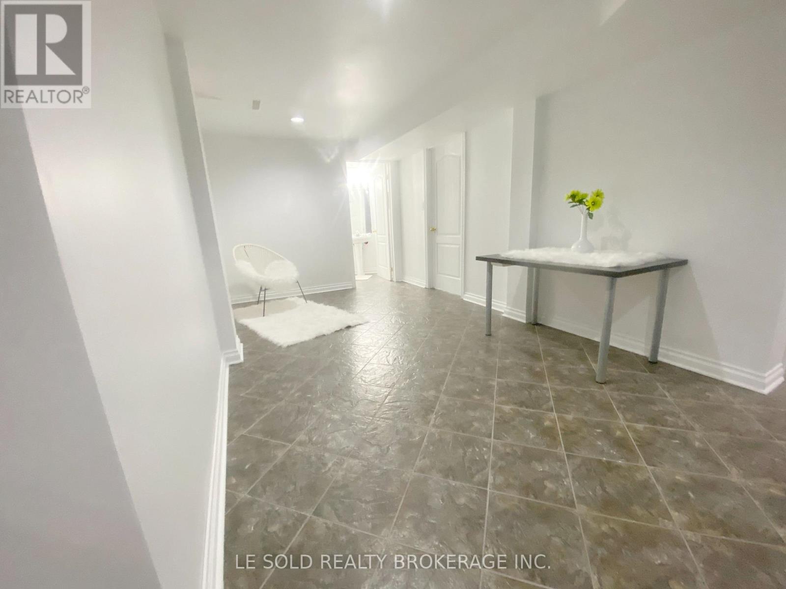 76 Larratt Lane, Richmond Hill, Ontario L4C 0E2 - Photo 34 - N13725812