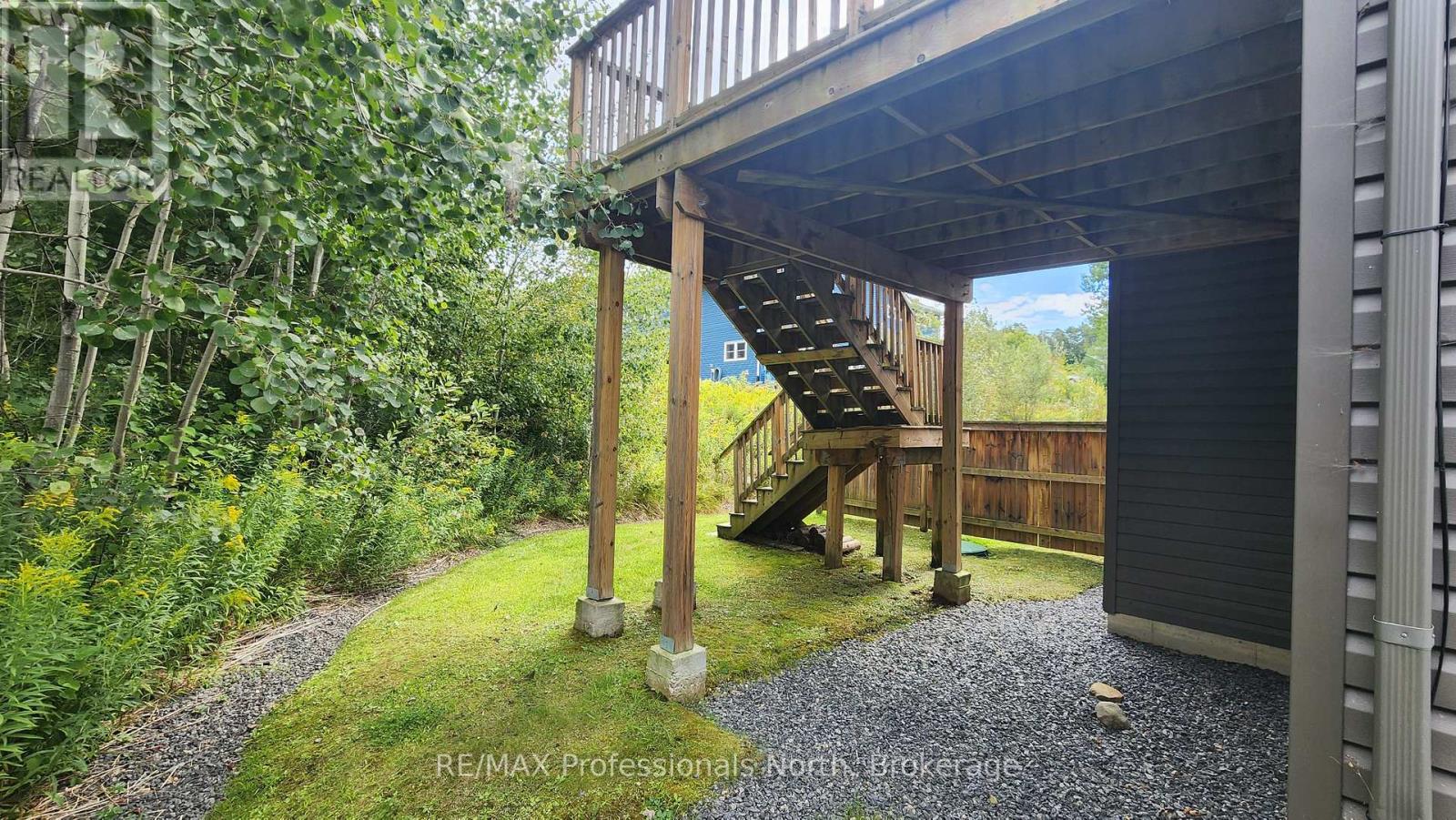 33 Goodwin Drive, Huntsville, Ontario  P1H 2R3 - Photo 3 - X13713878