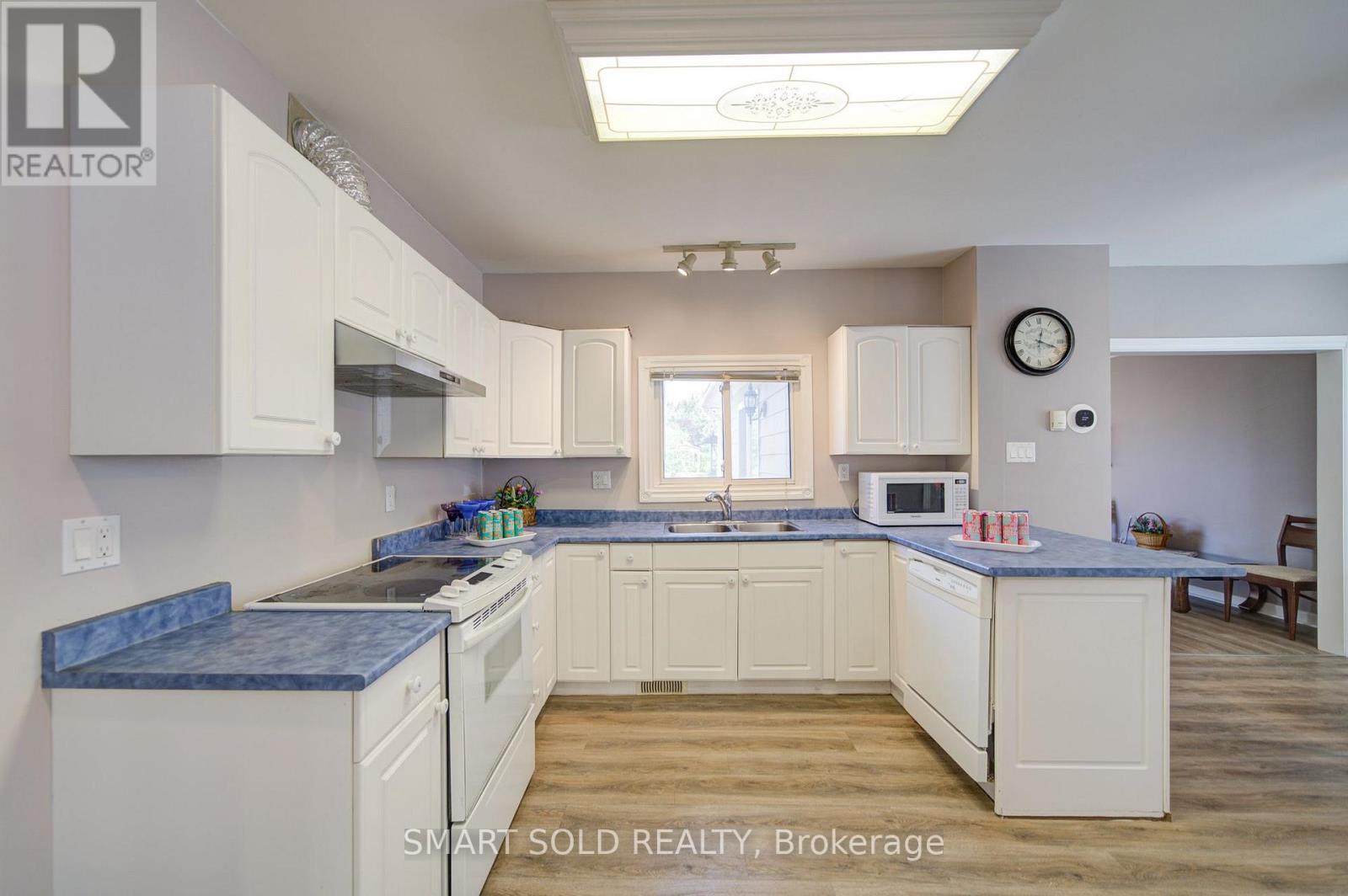 75 Lake Avenue, Ramara, Ontario  L0K 1B0 - Photo 5 - S13440282