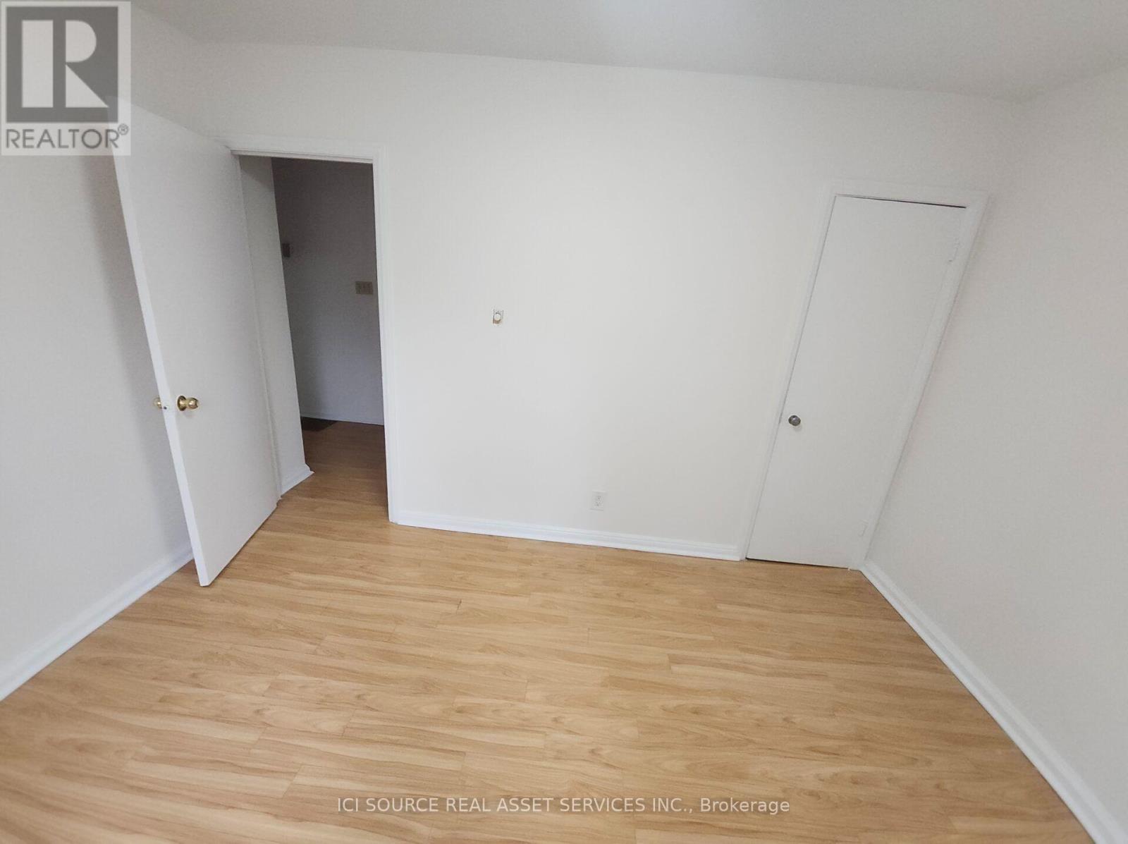 8 Talbot Road, Toronto, Ontario  M2N 2S9 - Photo 11 - C13725824