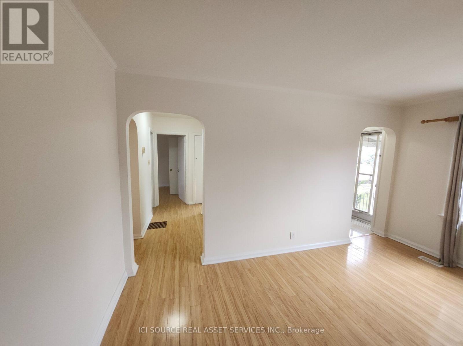 8 Talbot Road, Toronto, Ontario  M2N 2S9 - Photo 12 - C13725824