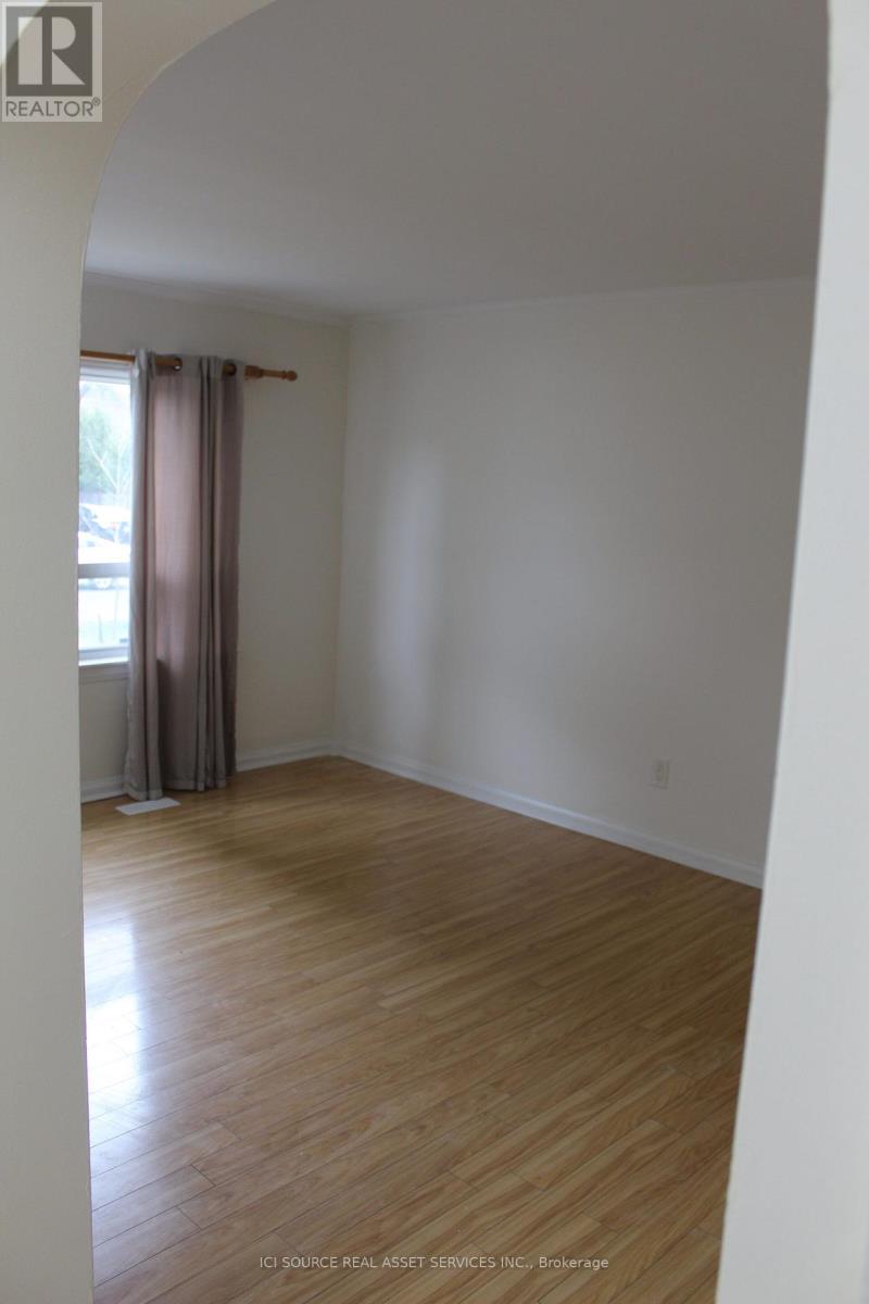 8 Talbot Road, Toronto, Ontario  M2N 2S9 - Photo 20 - C13725824