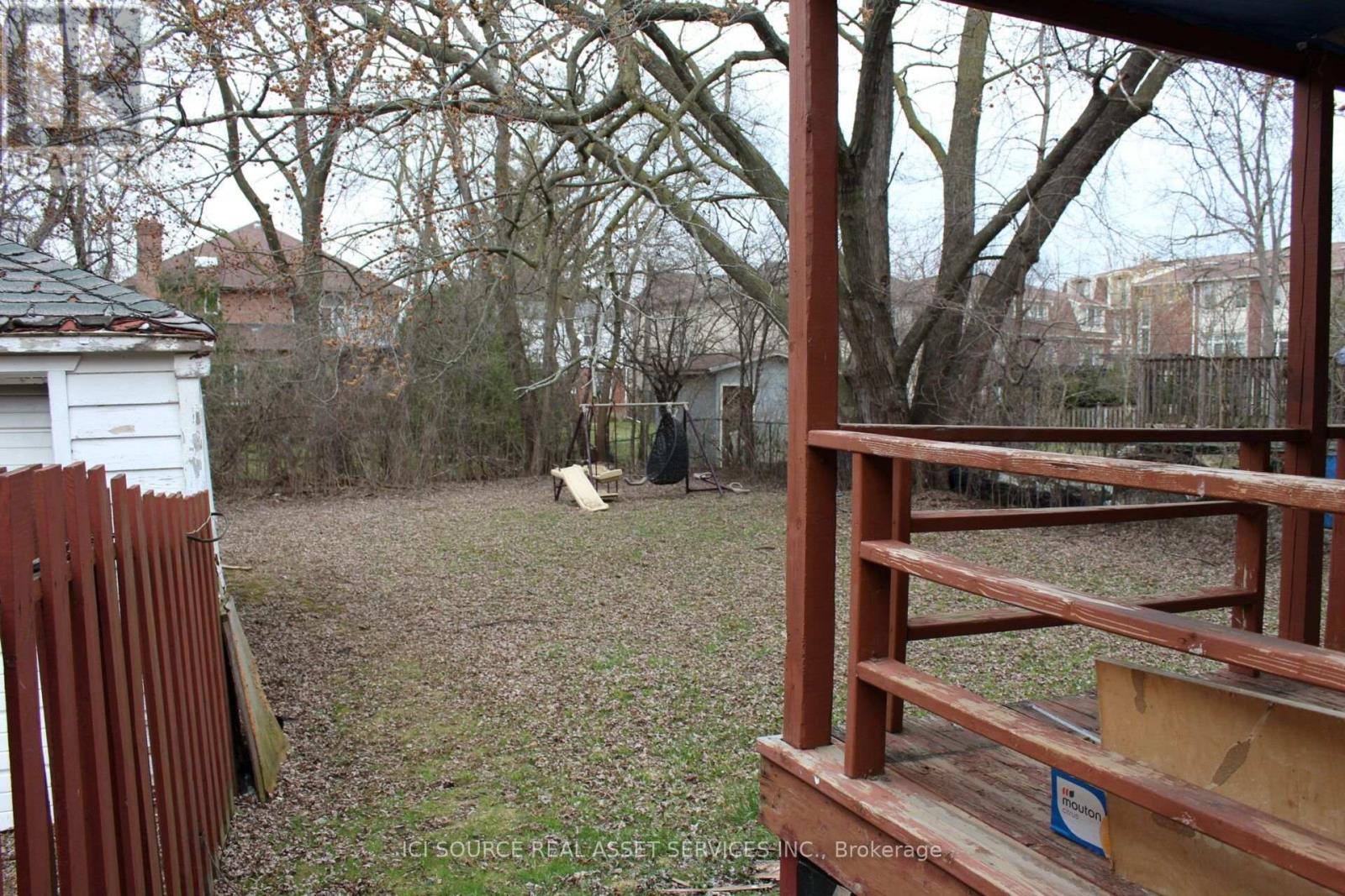 8 Talbot Road, Toronto, Ontario  M2N 2S9 - Photo 21 - C13725824