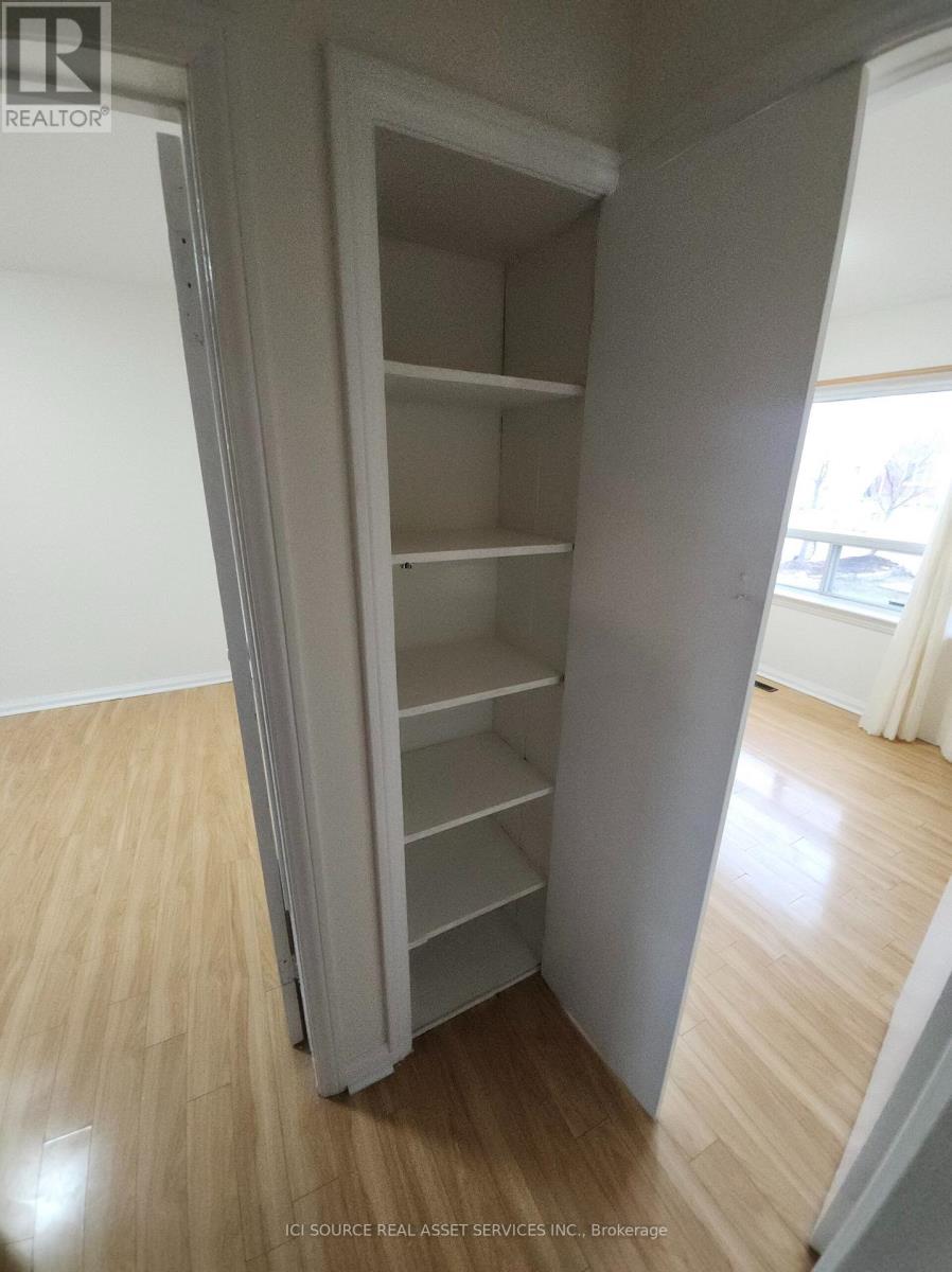 8 Talbot Road, Toronto, Ontario  M2N 2S9 - Photo 8 - C13725824
