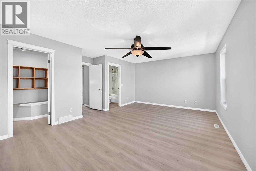 15 Prestwick Place SE, Calgary, Alberta  T2Z 4P4 - Photo 10 - A2339912