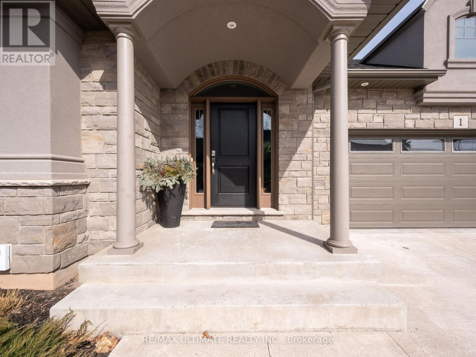 1 - 4257 Montrose Road, Niagara Falls, Ontario  L2H 1K1 - Photo 6 - X12224819