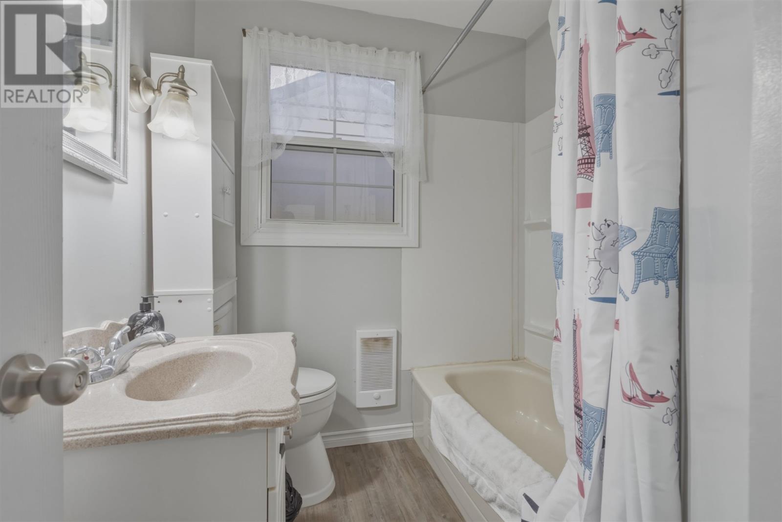 190 Woodward Ave, Blind River, Ontario  P0R 1B0 - Photo 18 - SM262369