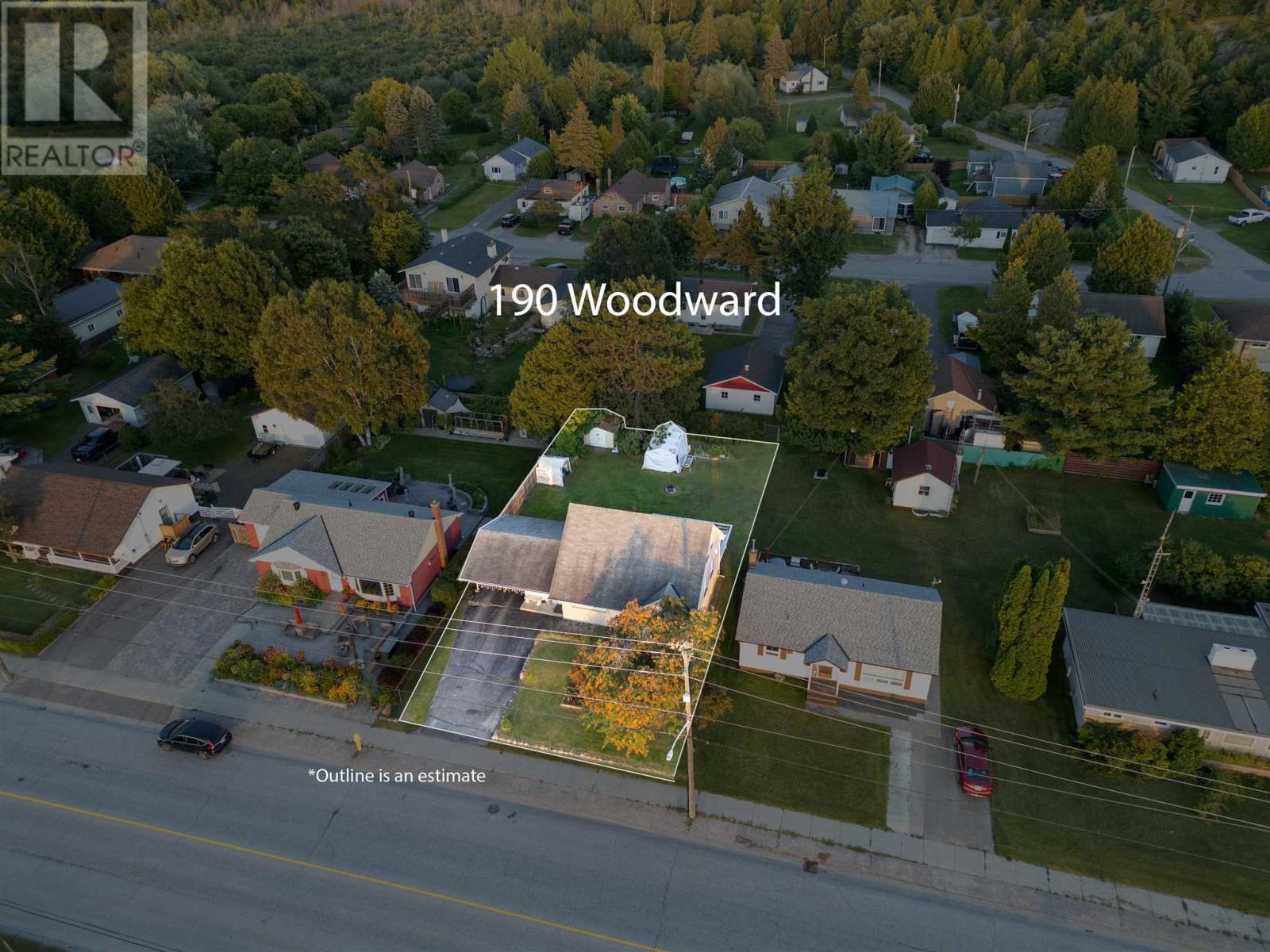 190 Woodward Ave, Blind River, Ontario  P0R 1B0 - Photo 2 - SM262369