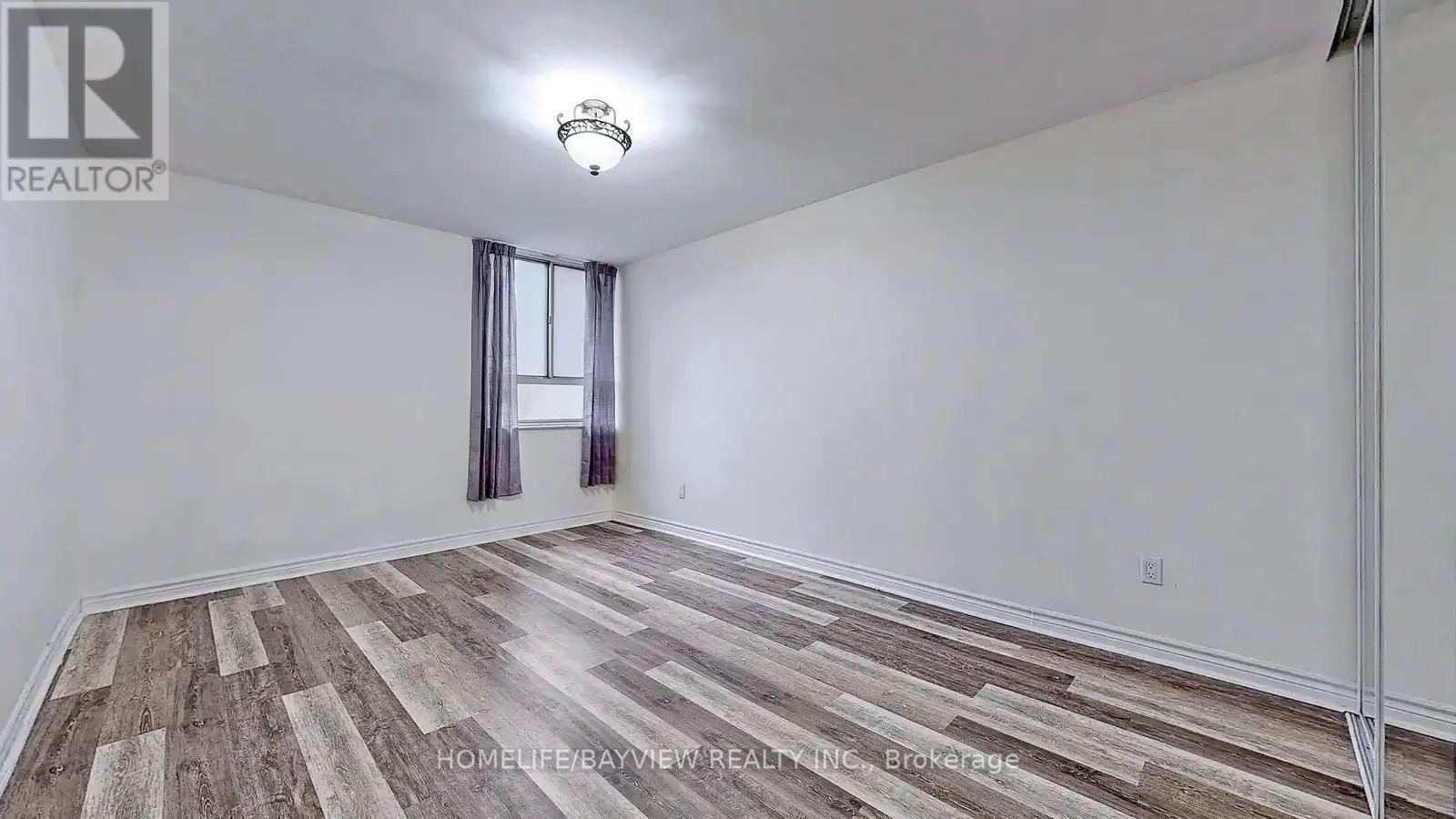 1803 - 1 Massey Square, Toronto, Ontario  M4C 5L4 - Photo 3 - E13725826