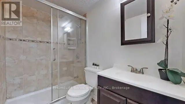 1803 - 1 Massey Square, Toronto, Ontario  M4C 5L4 - Photo 4 - E13725826