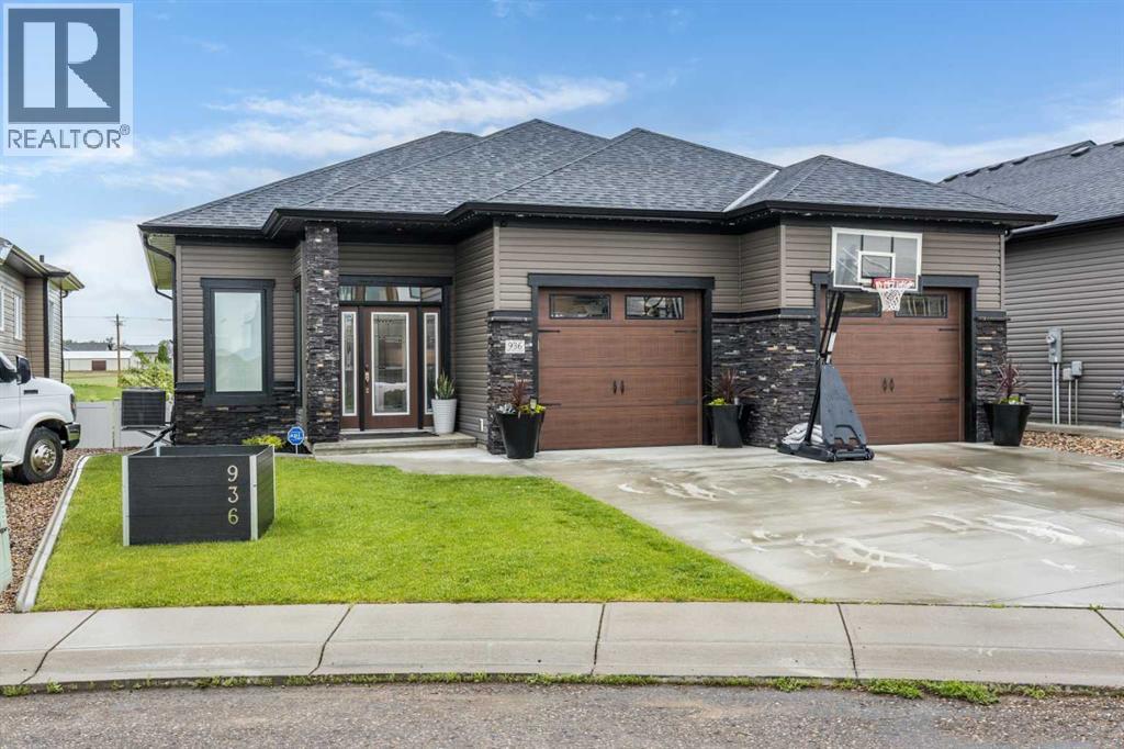 936 Maskell Place SE, Redcliff, Alberta