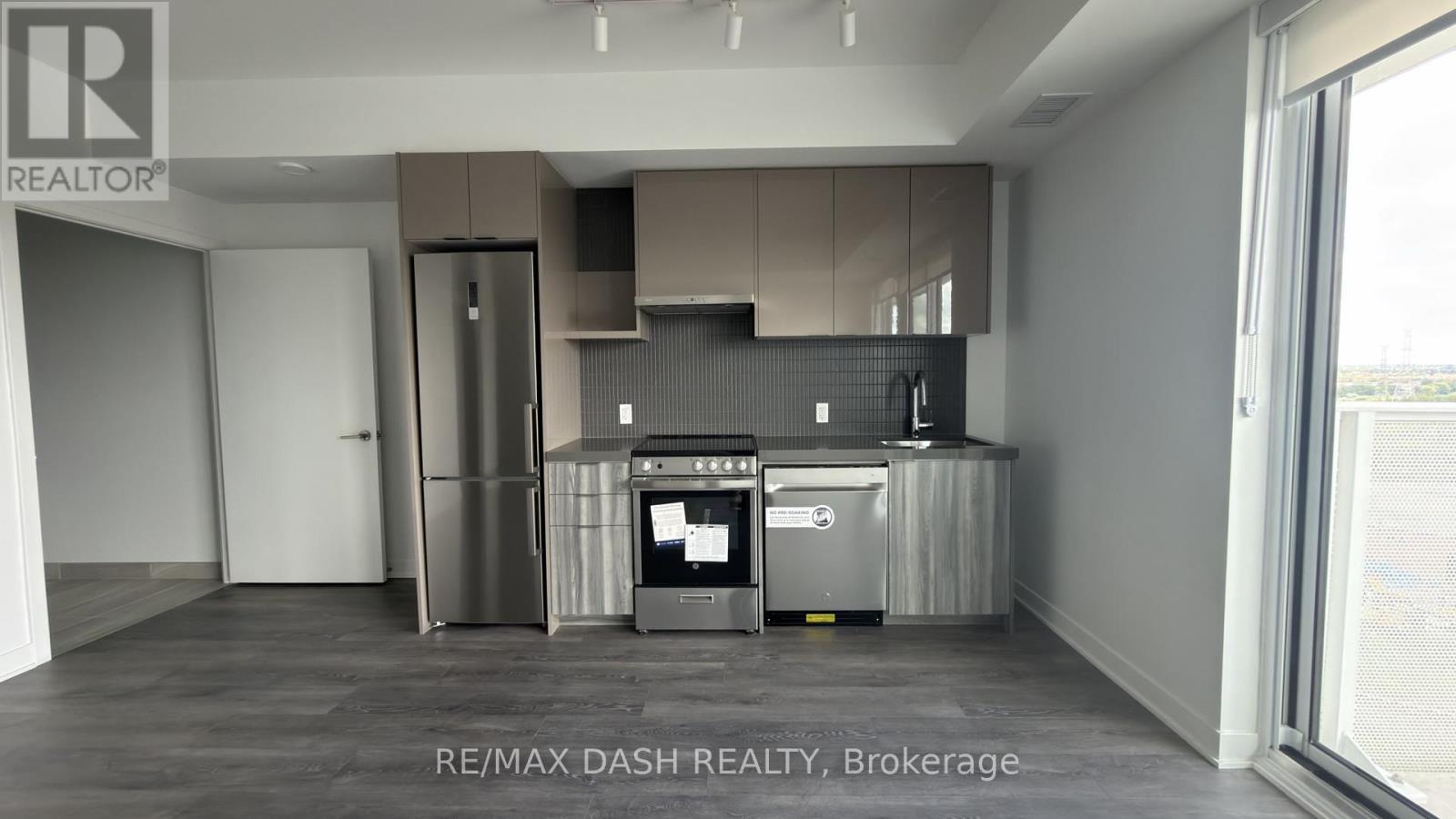 1011 - 6 Flavelle Trail, Vaughan, Ontario  L4L 1V8 - Photo 12 - N13725834