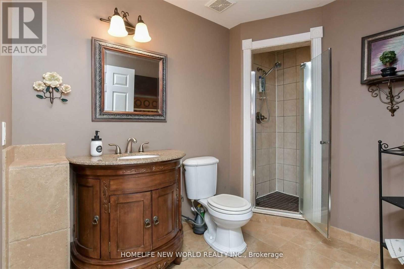 32 Smith Street, Bradford West Gwillimbury, Ontario  L3Z 3C9 - Photo 12 - N13725850