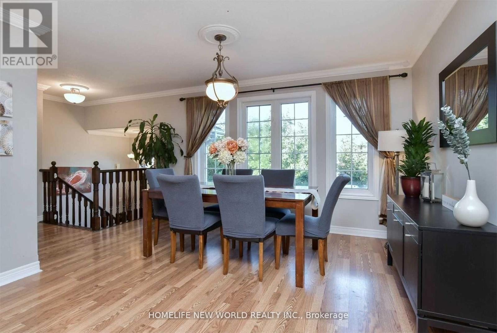 32 Smith Street, Bradford West Gwillimbury, Ontario  L3Z 3C9 - Photo 6 - N13725850