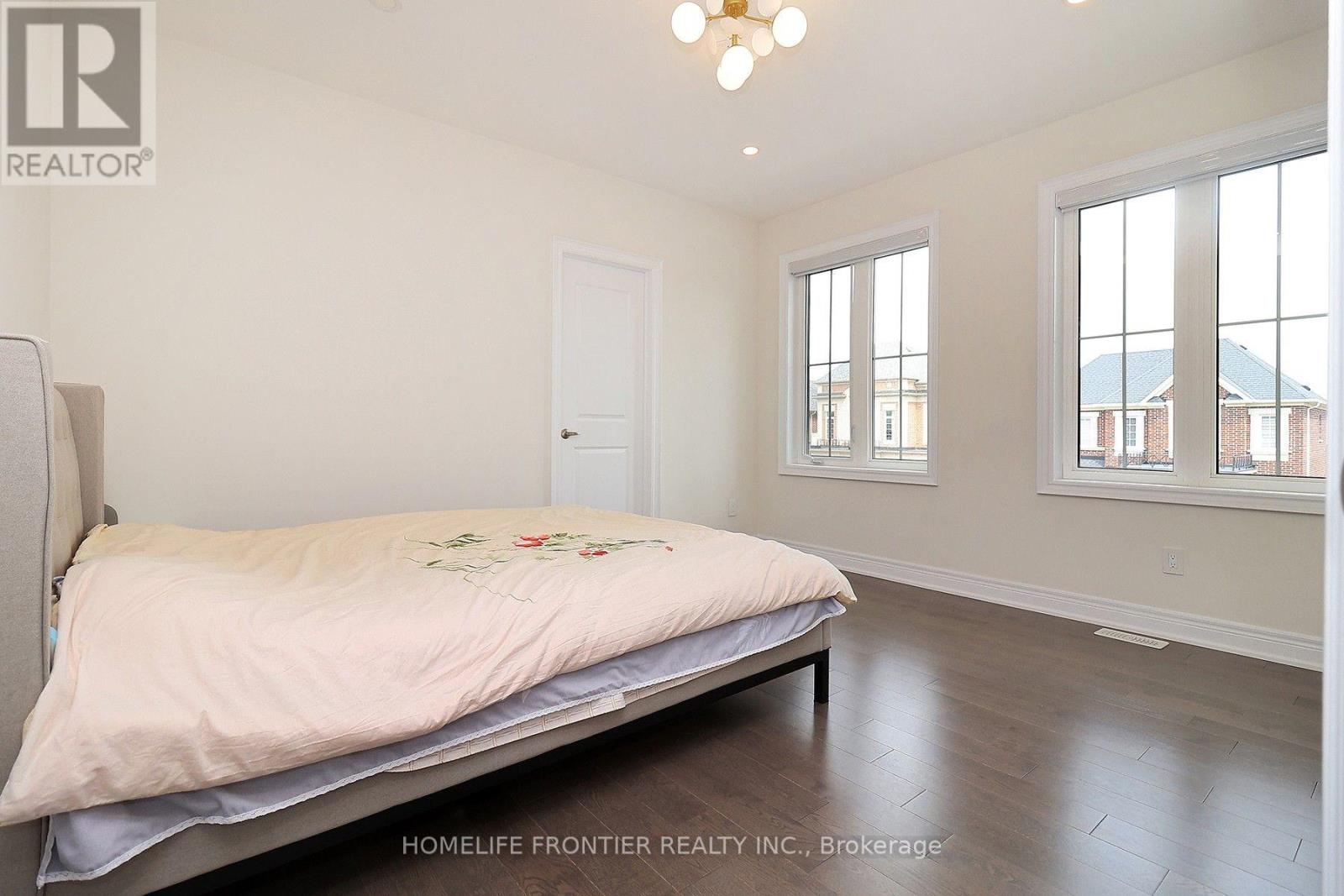 8 Planet Street, Richmond Hill, Ontario  L4C 4V8 - Photo 16 - N13725856