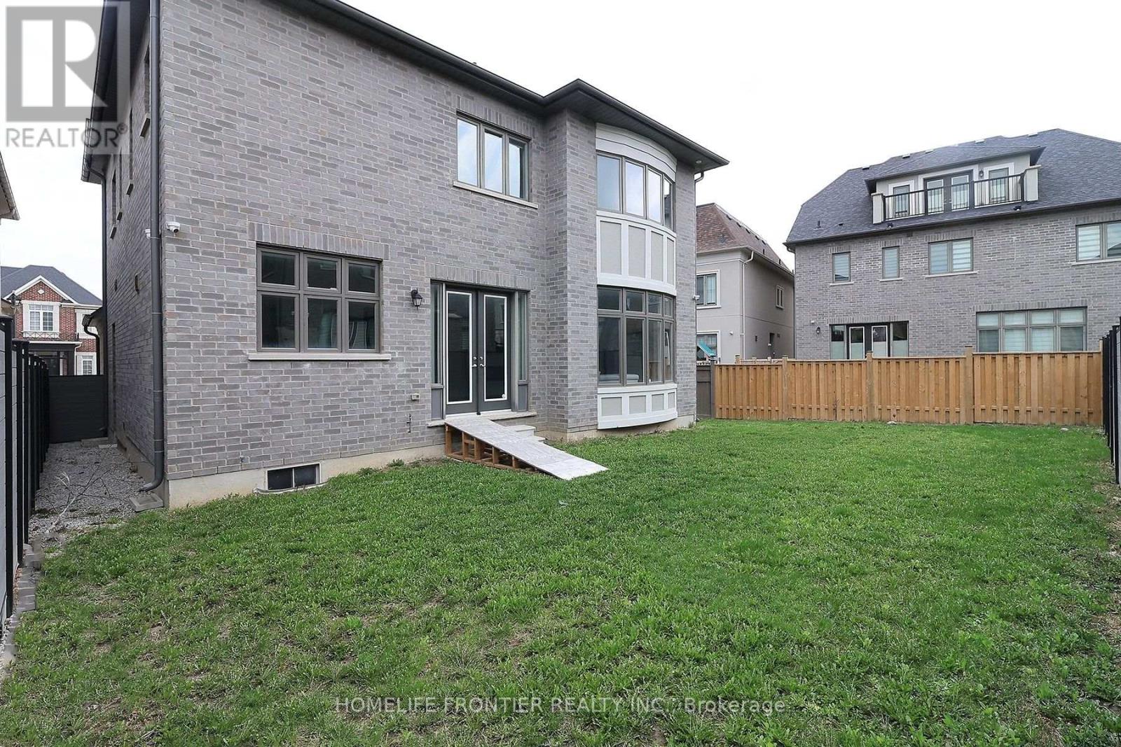 8 Planet Street, Richmond Hill, Ontario  L4C 4V8 - Photo 24 - N13725856