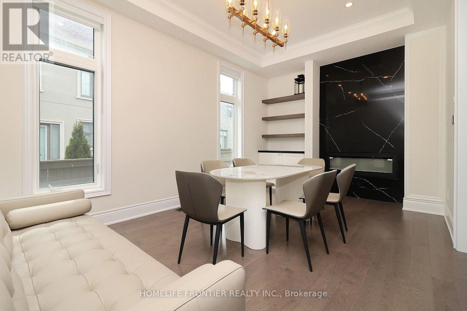 8 Planet Street, Richmond Hill, Ontario  L4C 4V8 - Photo 8 - N13725856