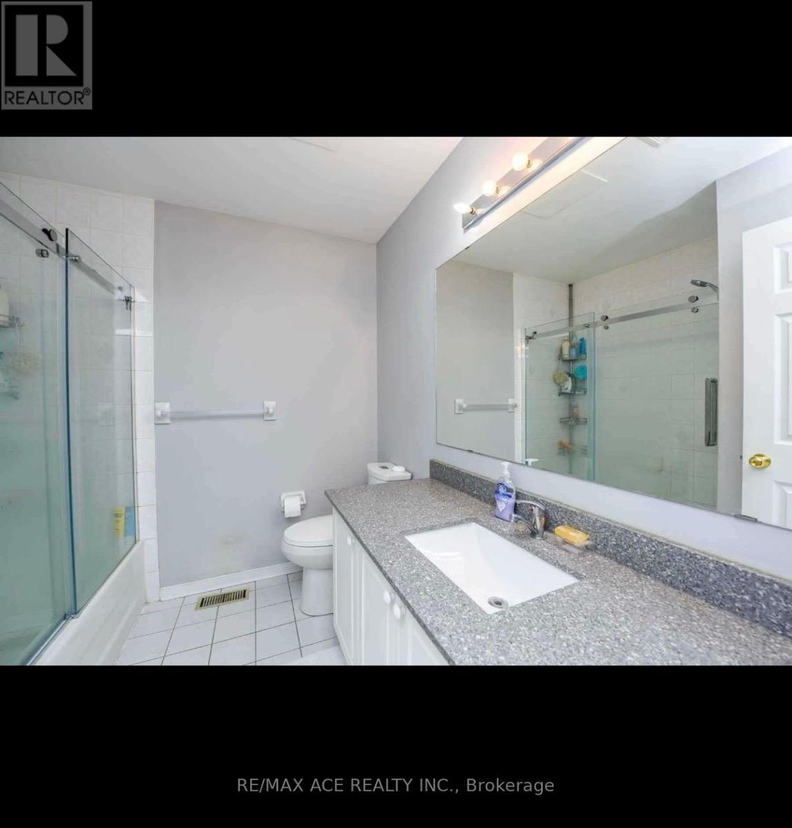 Main - 1079 Bluehorn Boulevard, Mississauga, Ontario  L5V 2J9 - Photo 16 - W13725860