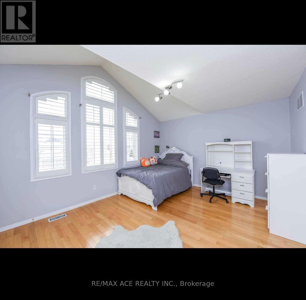 Main - 1079 Bluehorn Boulevard, Mississauga, Ontario  L5V 2J9 - Photo 18 - W13725860