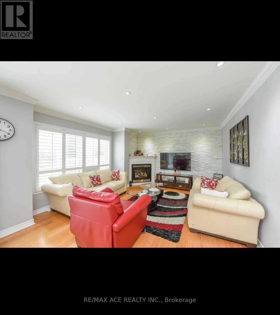 Main - 1079 Bluehorn Boulevard, Mississauga, Ontario  L5V 2J9 - Photo 4 - W13725860