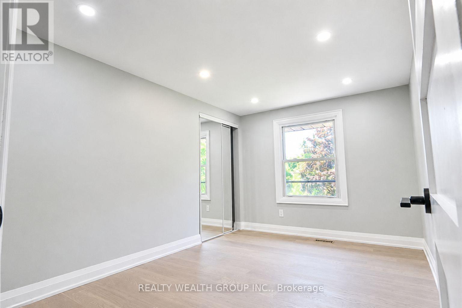 264 Shakespeare Drive, Waterloo, Ontario  N2L 2T6 - Photo 21 - X13725854