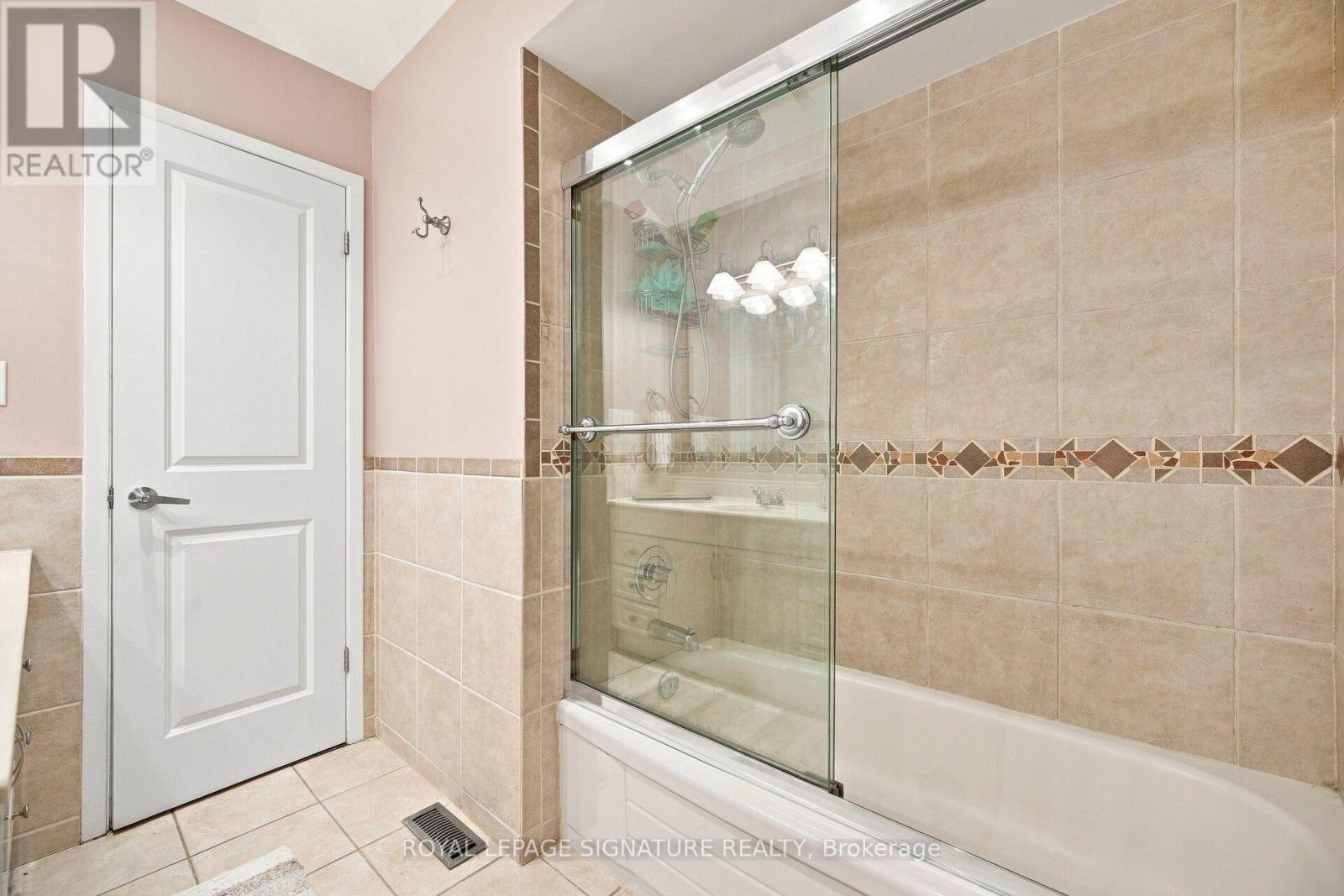 43 - 1764 Rathburn Road E, Mississauga, Ontario  L4W 2N8 - Photo 27 - W13725818