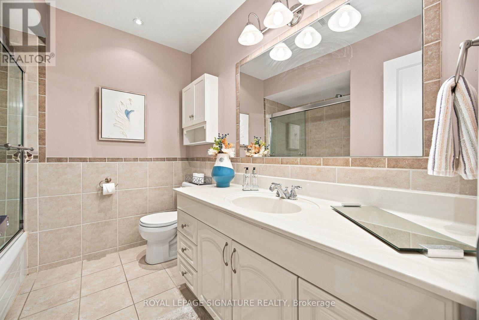 43 - 1764 Rathburn Road E, Mississauga, Ontario  L4W 2N8 - Photo 26 - W13725818