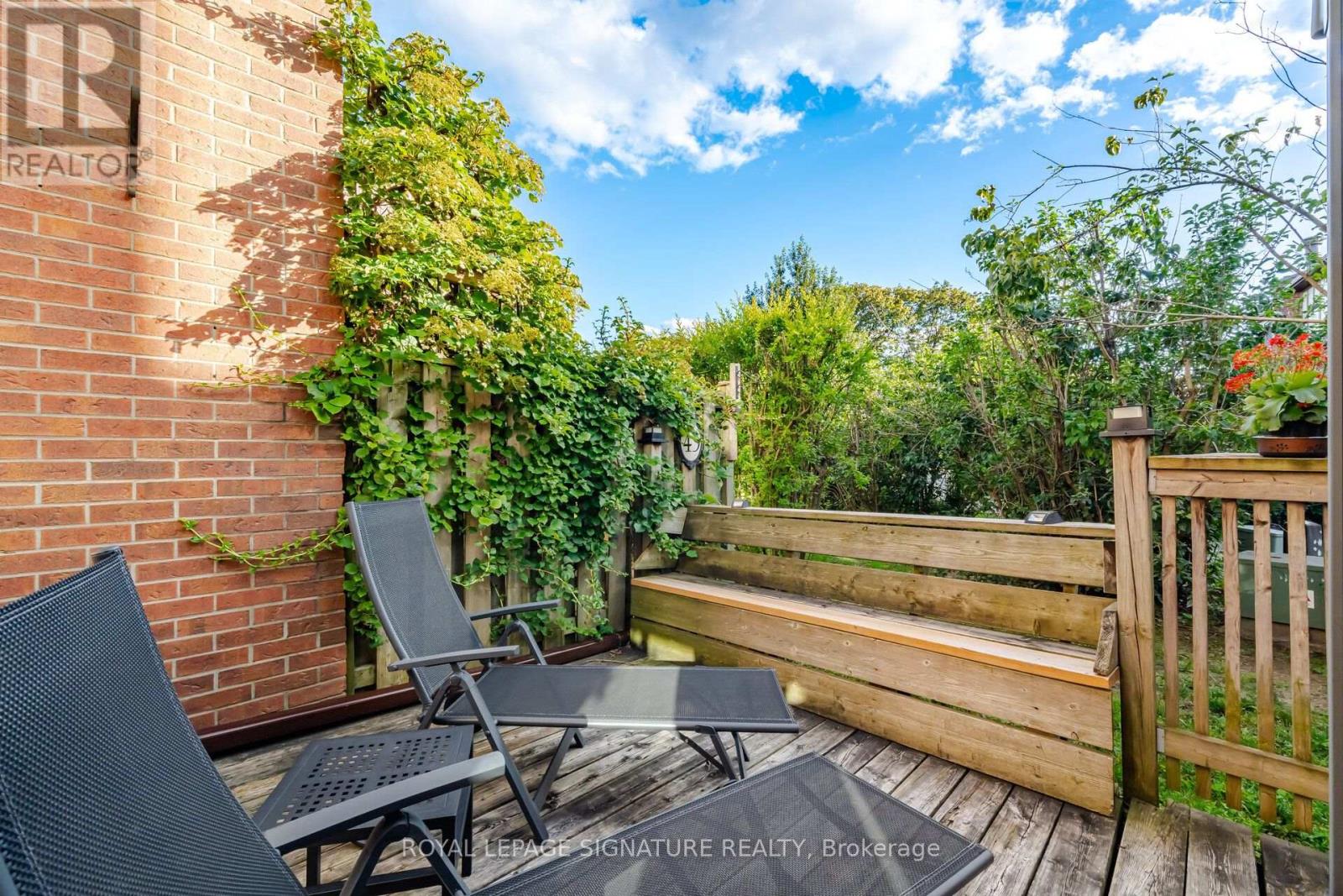 43 - 1764 Rathburn Road E, Mississauga, Ontario  L4W 2N8 - Photo 47 - W13725818