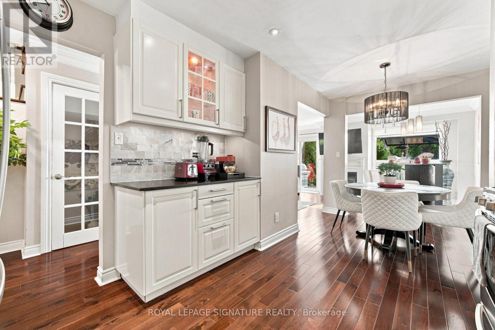 43 - 1764 Rathburn Road E, Mississauga, Ontario  L4W 2N8 - Photo 6 - W13725818