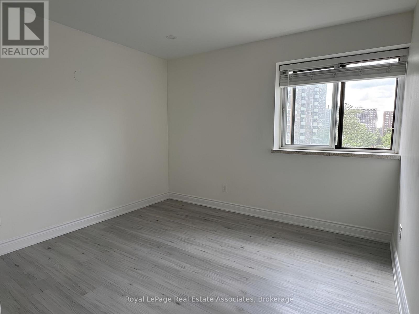 408 - 557 The East Mall, Toronto, Ontario M9B 4A5 - Photo 14 - W13720964