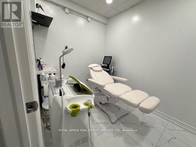 102 - 7163 Yonge Street, Markham, Ontario L3T 2A9 - Photo 10 - N12950074