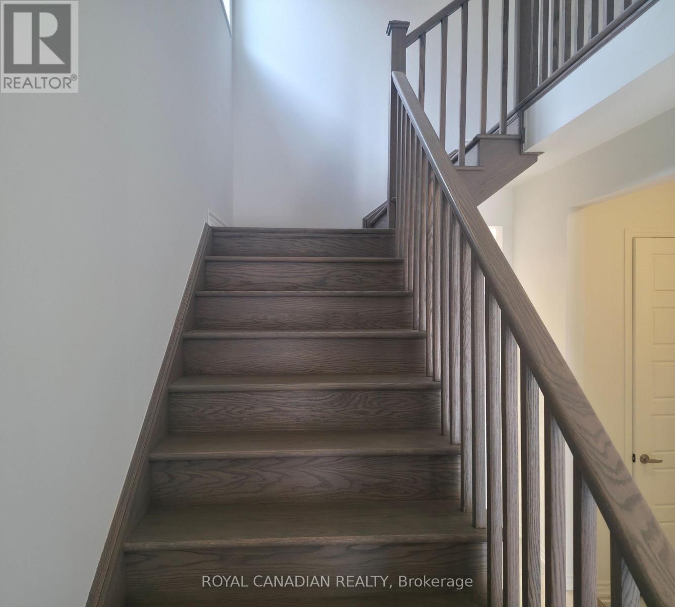 123 Vinewood Crescent, Barrie, Ontario  L9J 1B5 - Photo 14 - S13644694