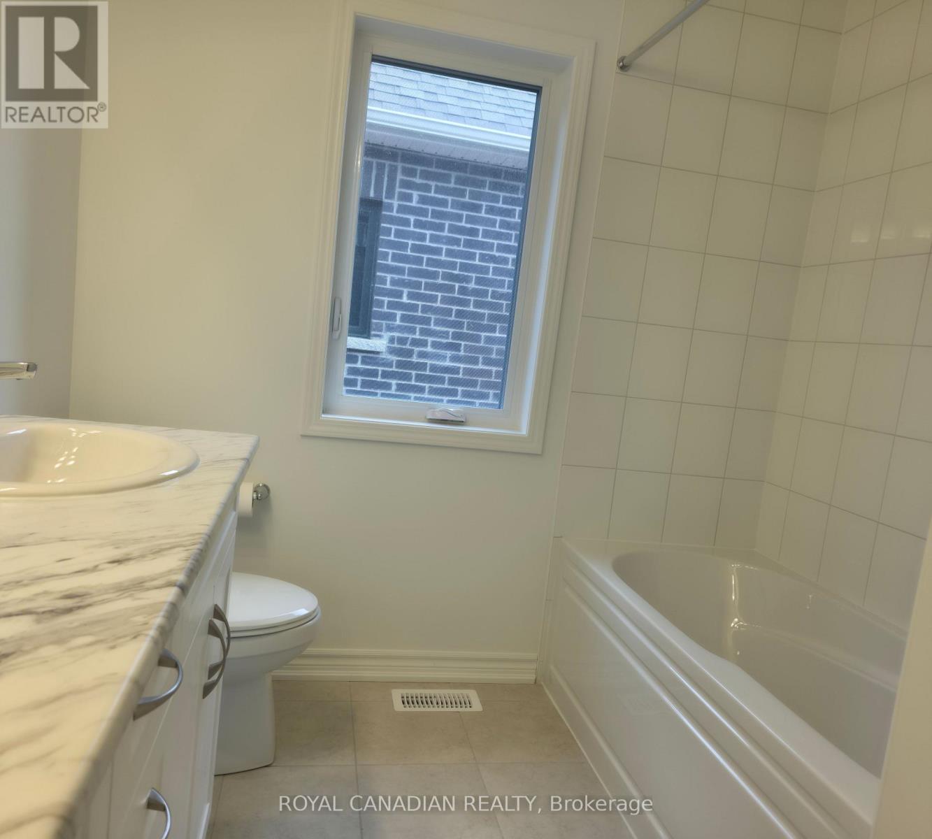 123 Vinewood Crescent, Barrie, Ontario  L9J 1B5 - Photo 22 - S13644694