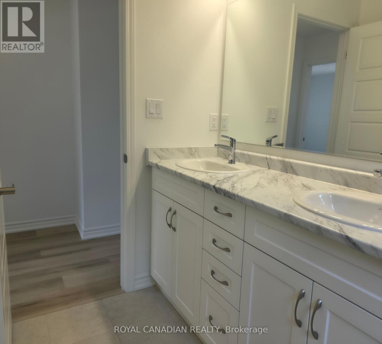 123 Vinewood Crescent, Barrie, Ontario  L9J 1B5 - Photo 23 - S13644694