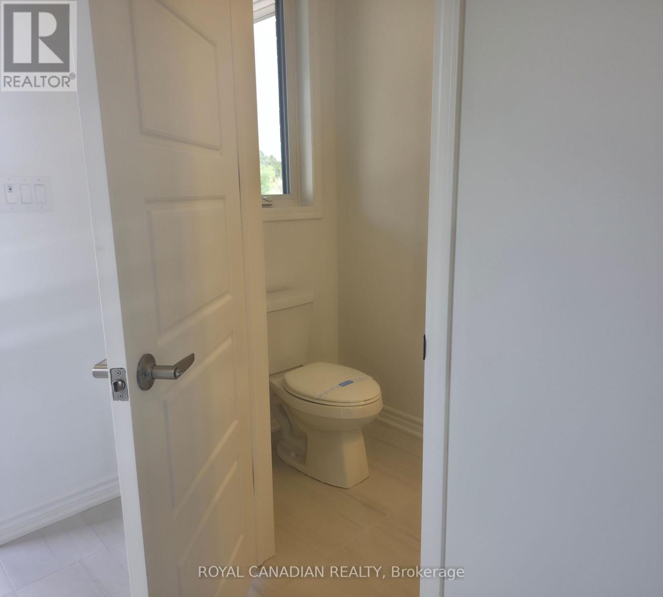 123 Vinewood Crescent, Barrie, Ontario  L9J 1B5 - Photo 5 - S13644694