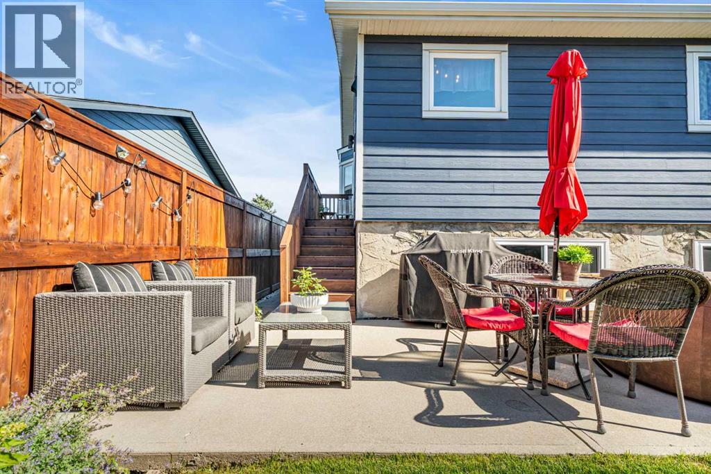 159 Bernard Way NW, Calgary, Alberta  T3K 2E8 - Photo 37 - A2338375