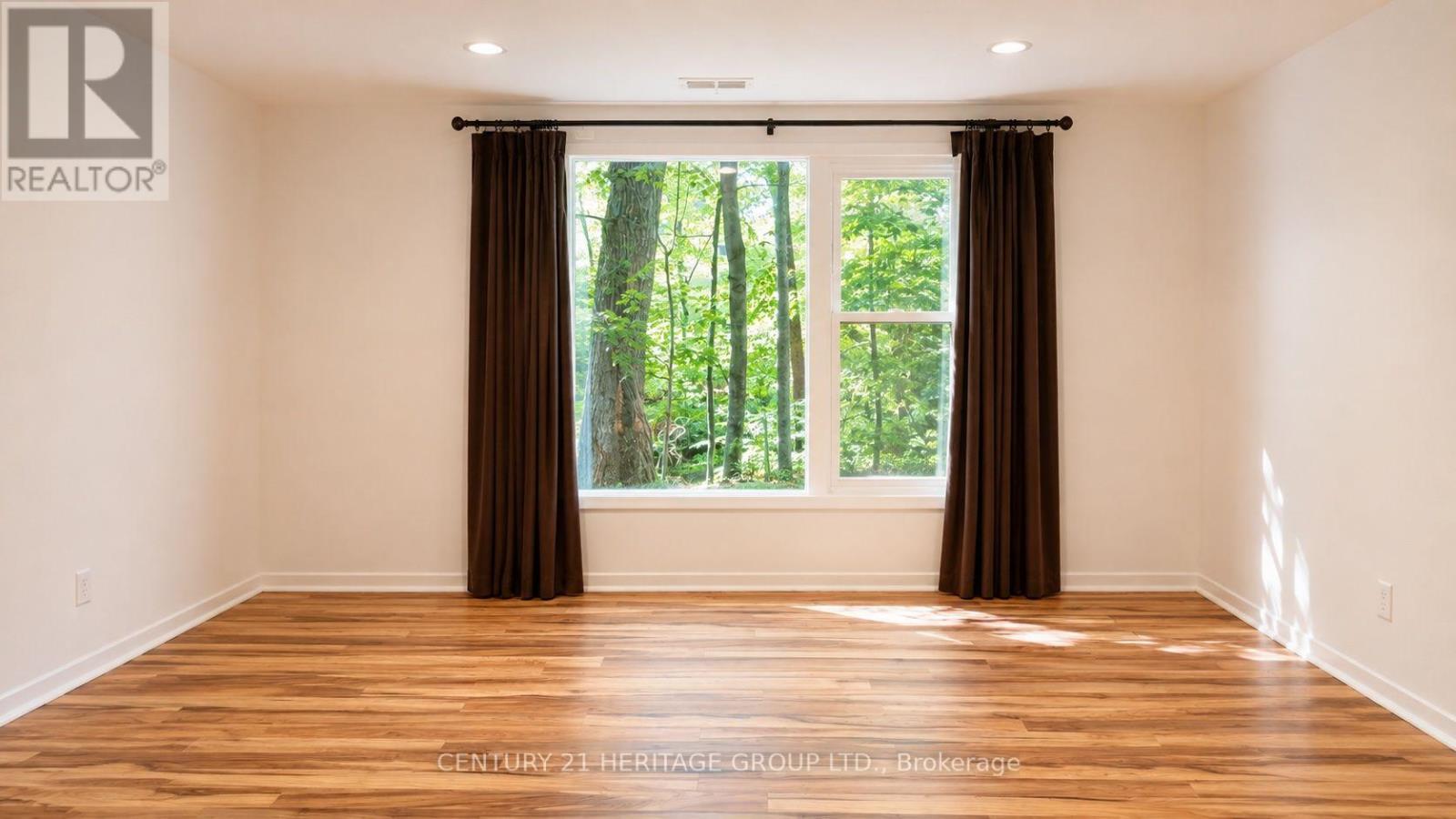 Bsmt - 17 Hi Mount Drive, Toronto, Ontario  M2K 1X3 - Photo 14 - C13724386
