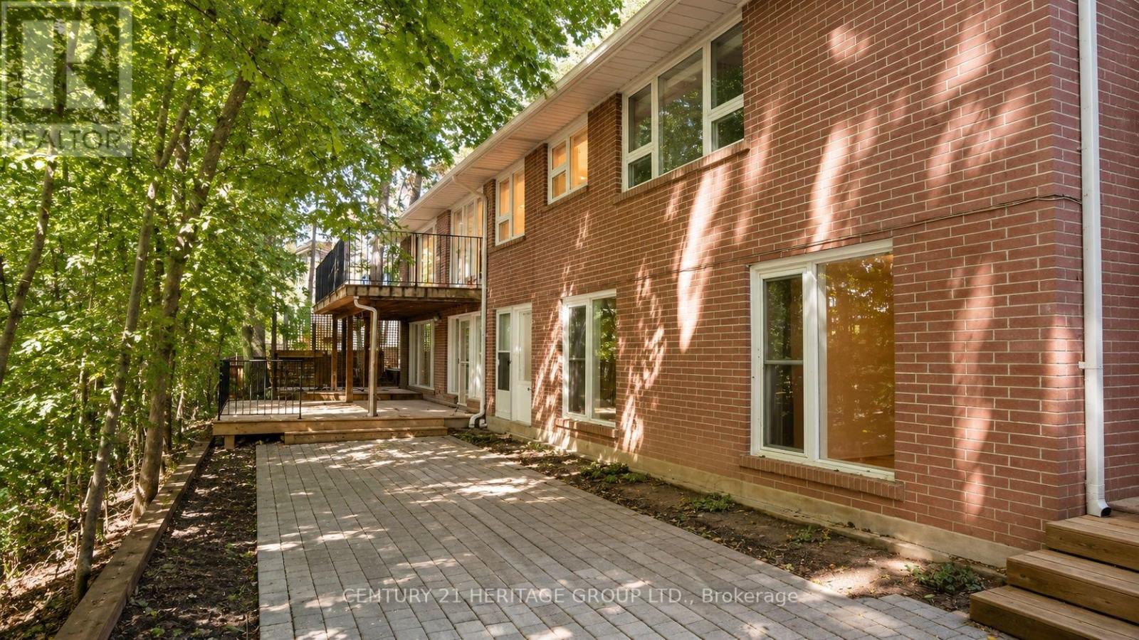 Bsmt - 17 Hi Mount Drive, Toronto, Ontario  M2K 1X3 - Photo 19 - C13724386