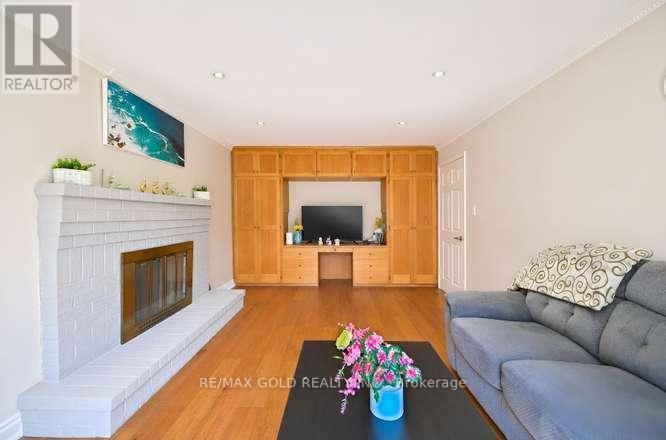57 Havelock Drive, Brampton, Ontario  L6W 4A8 - Photo 13 - W13718564