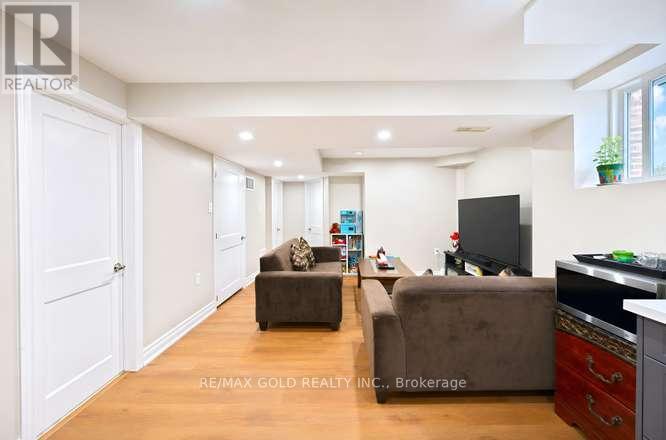 57 Havelock Drive, Brampton, Ontario  L6W 4A8 - Photo 44 - W13718564